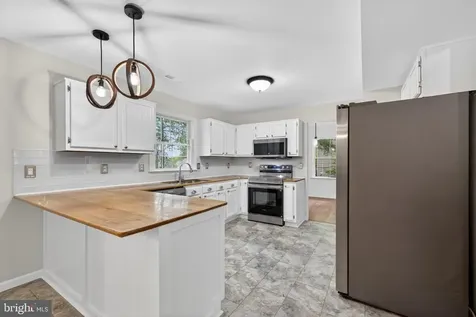10111 Sharon Springs Drive Fredericksburg VA 22408