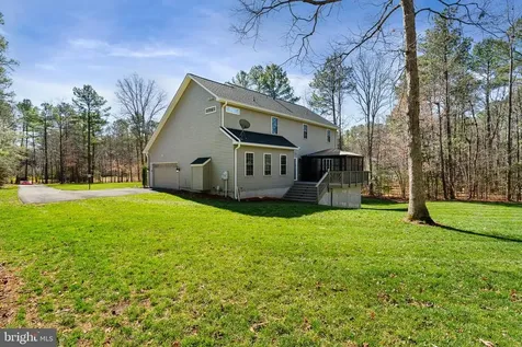 4305 Bridlepath Court Fredericksburg VA 22408