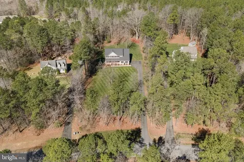 4305 Bridlepath Court Fredericksburg VA 22408
