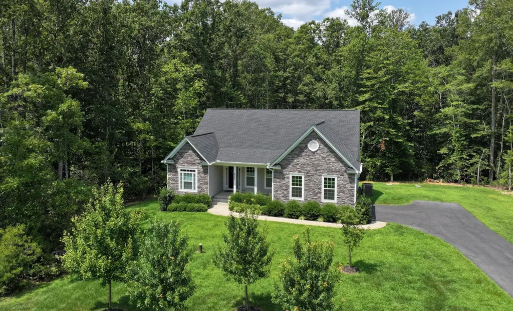 8005 Ashford Drive Fredericksburg VA 22407
