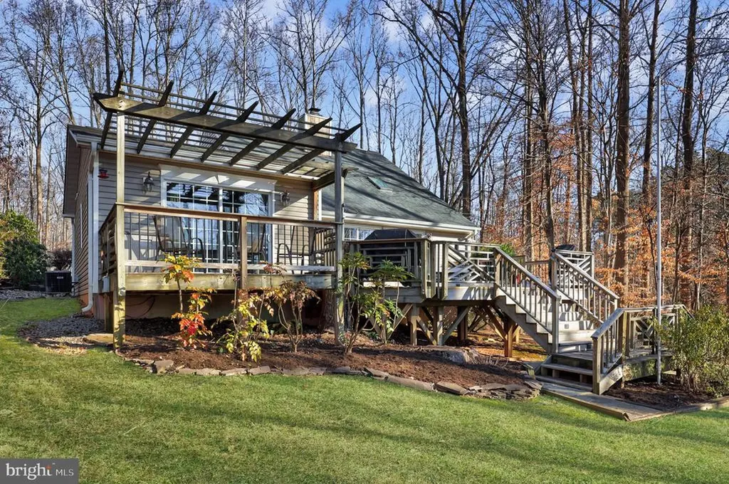 11800 Dukes Drive Bumpass VA 23024