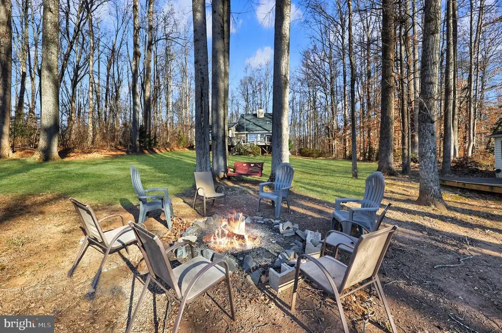 11800 Dukes Drive Bumpass VA 23024