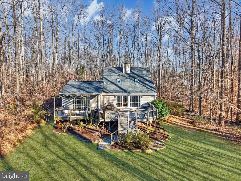 11800 Dukes Drive Bumpass VA 23024
