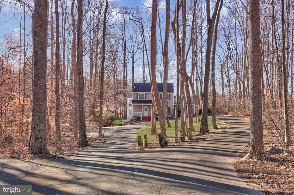 11800 Dukes Drive Bumpass VA 23024