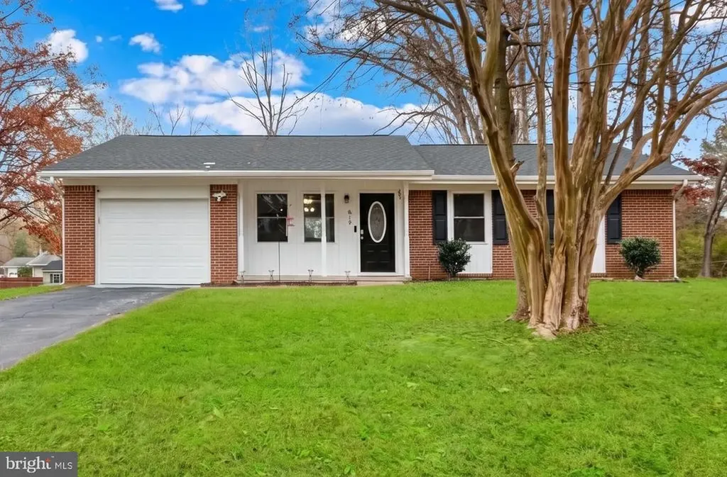 813 Sherwood Lane Fredericksburg VA 22407
