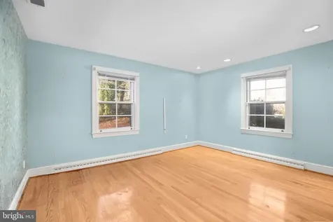 4004 Longwood Drive Fredericksburg VA 22408