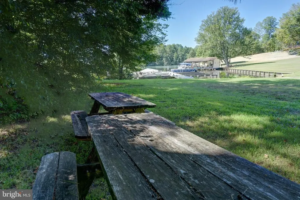 3707 Morning Glory Drive Bumpass VA 23024