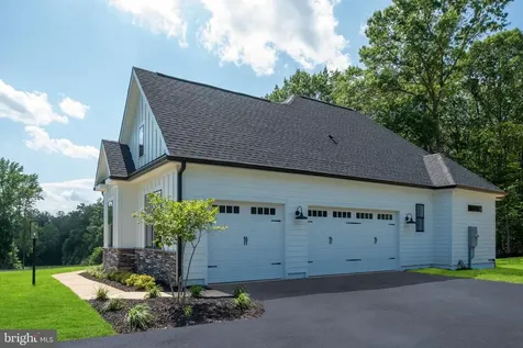 8639 Rosni Way Fredericksburg VA 22407