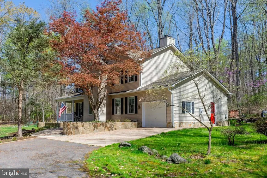 11523 Red Rock Lane Bumpass VA 23024