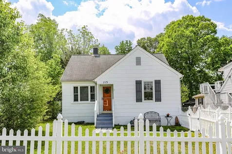 113 Hill Street Fredericksburg VA 22408