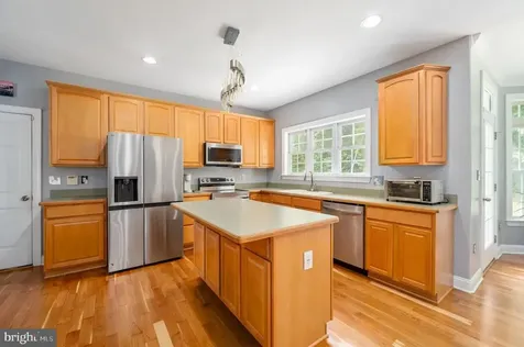 10000 Betsy Street Fredericksburg VA 22408