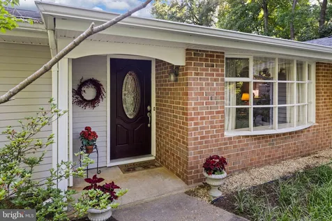 8 Pond Circle Fredericksburg VA 22407
