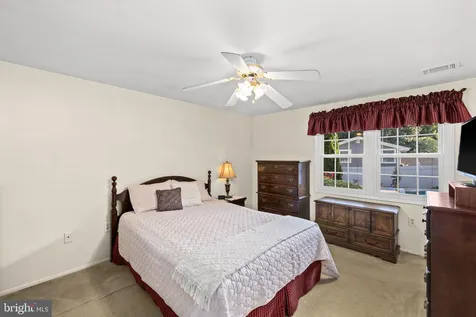 8 Pond Circle Fredericksburg VA 22407