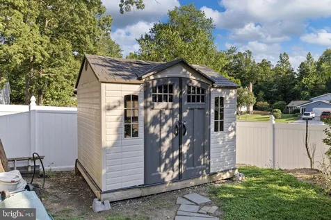 8 Pond Circle Fredericksburg VA 22407