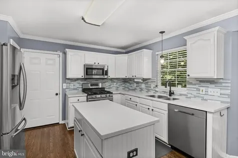 10203 Hampton Lane N Fredericksburg VA 22408