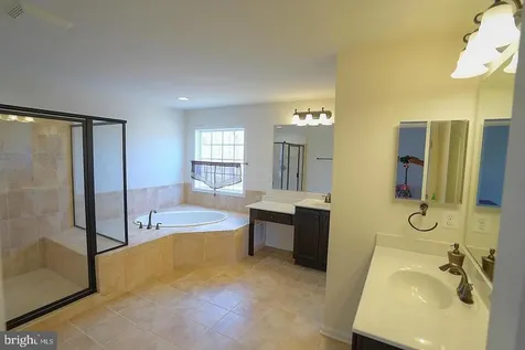 26 Noel Drive Fredericksburg VA 22408