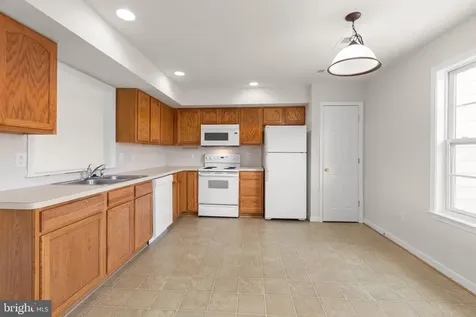 327 Ellery Court Fredericksburg VA 22408