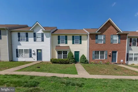 327 Ellery Court Fredericksburg VA 22408