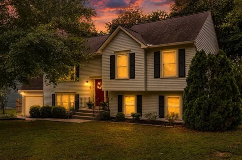 10015 Windridge Drive Fredericksburg VA 22407