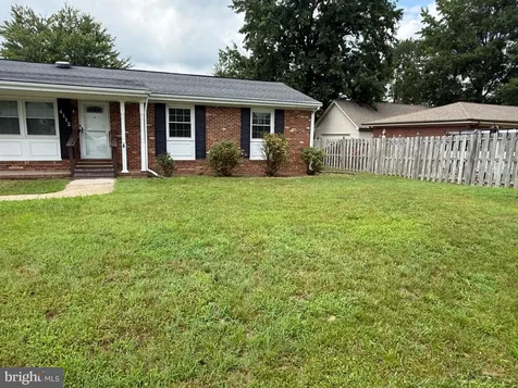 4112 Midway Street Fredericksburg VA 22408