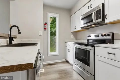 343 Albany Street Fredericksburg VA 22407