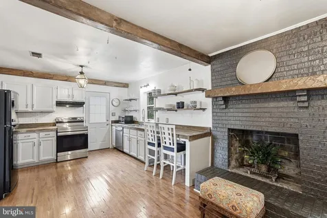 528 Pleasants Drive Fredericksburg VA 22407