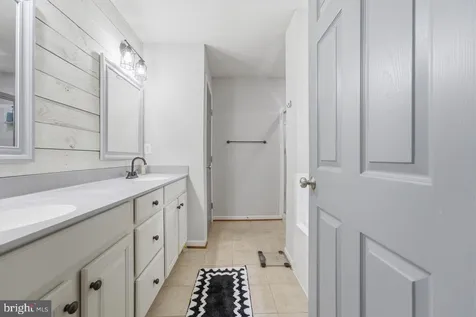 6538 Broad Creek Olook Fredericksburg VA 22407