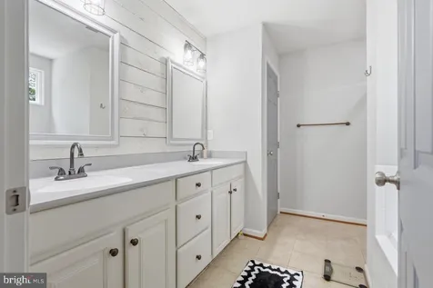 6538 Broad Creek Olook Fredericksburg VA 22407