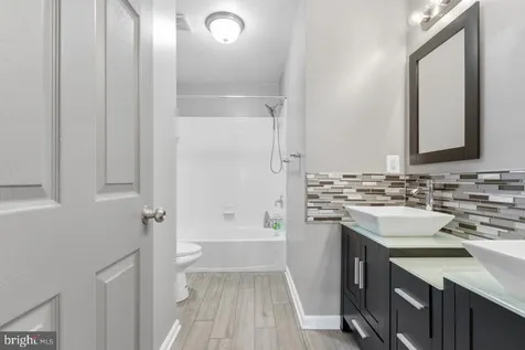 6538 Broad Creek Olook Fredericksburg VA 22407