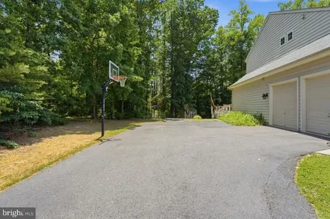 6538 Broad Creek Olook Fredericksburg VA 22407