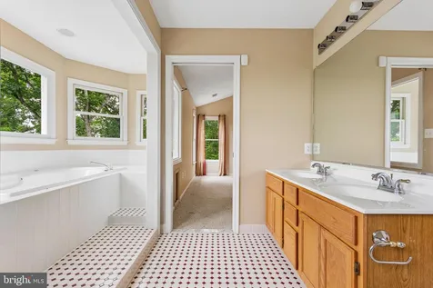 7317 River Road Fredericksburg VA 22407
