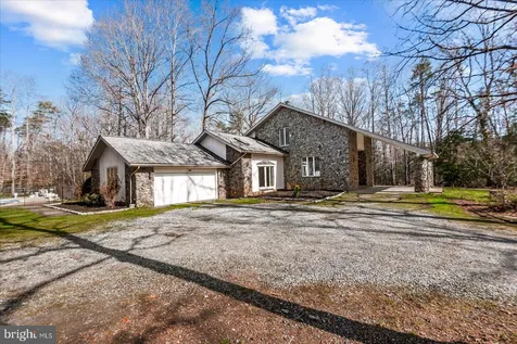 7621 River Road Fredericksburg VA 22407