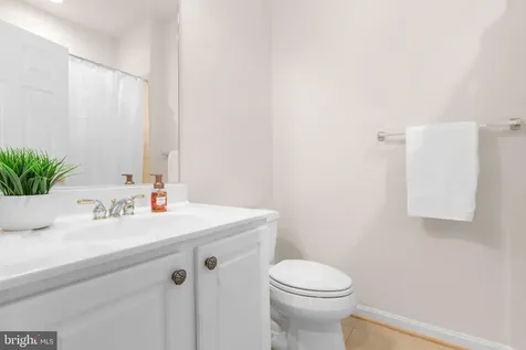5705 Kesslers Crossing W Fredericksburg VA 22407
