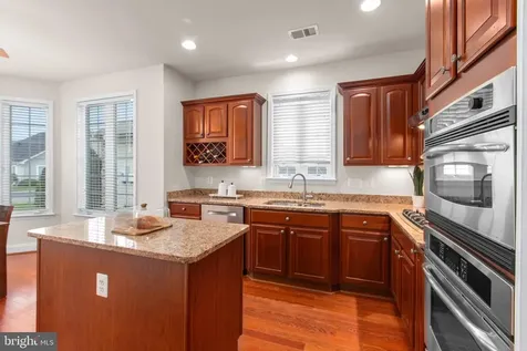 5705 Kesslers Crossing W Fredericksburg VA 22407