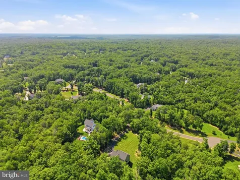 13005 French Court N Fredericksburg VA 22407