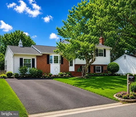 5083 Macnamara Drive Fredericksburg VA 22407