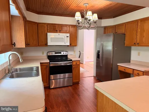 11926 Woodland View Drive Fredericksburg VA 22407