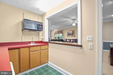 10033 Altamont Circle Fredericksburg VA 22408