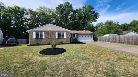 5 Sumner Court Fredericksburg VA 22407