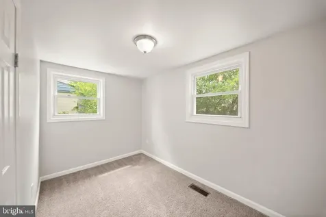 123 Southgate Avenue Fredericksburg VA 22408