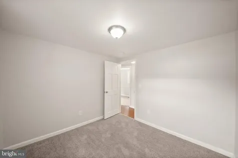 123 Southgate Avenue Fredericksburg VA 22408