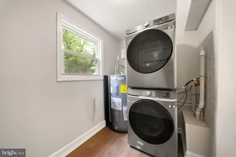 123 Southgate Avenue Fredericksburg VA 22408