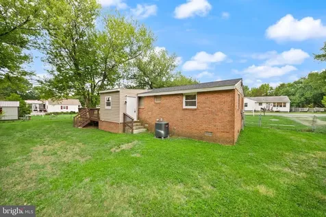 123 Southgate Avenue Fredericksburg VA 22408