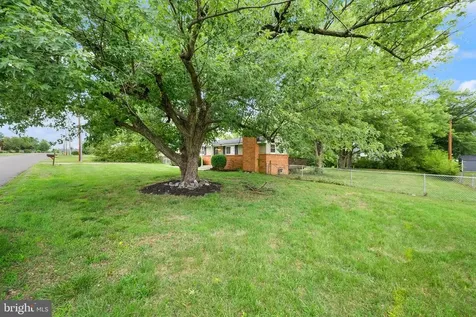 123 Southgate Avenue Fredericksburg VA 22408