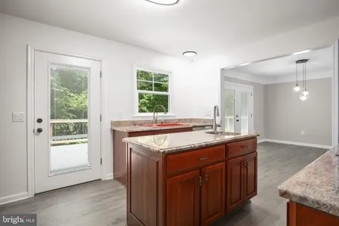 211 Hardwood Lane Fredericksburg VA 22408