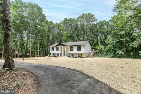 211 Hardwood Lane Fredericksburg VA 22408