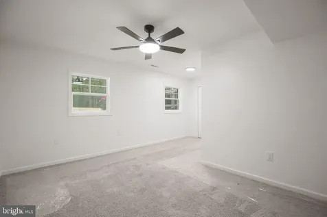 211 Hardwood Lane Fredericksburg VA 22408