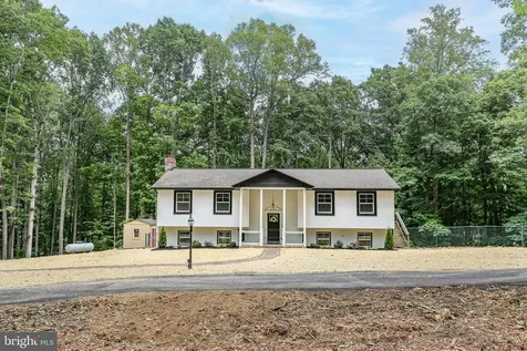211 Hardwood Lane Fredericksburg VA 22408