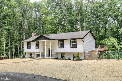 211 Hardwood Lane Fredericksburg VA 22408