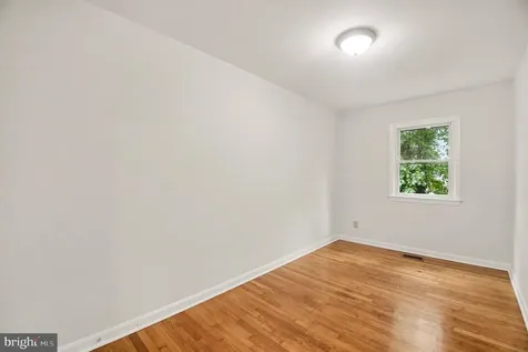 13 Bentley Court Fredericksburg VA 22408